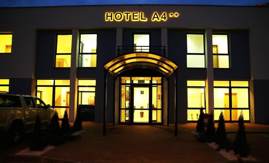 Hotel A4 Mop Kepnica Jaworzno Exterior foto